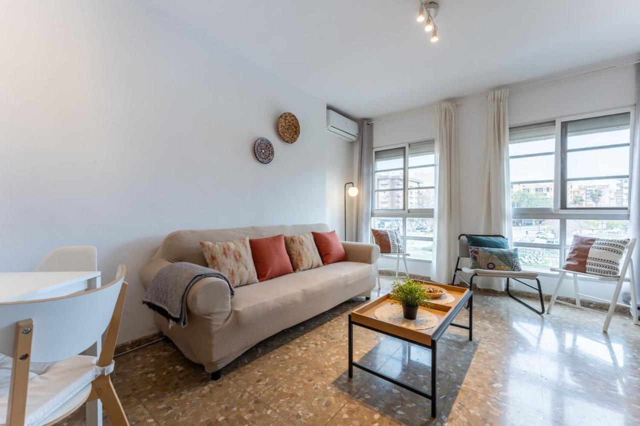 Claveles Apartment By Bossh! Apartments Malaga Exterior photo