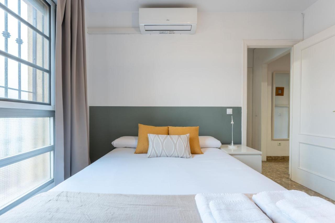 Claveles Apartment By Bossh! Apartments Malaga Exterior photo